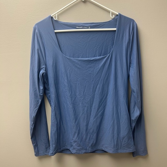 Abercrombie & Fitch Blue Soft Matte Seamless Long Sleeve Squareneck Top - Picture 1 of 4